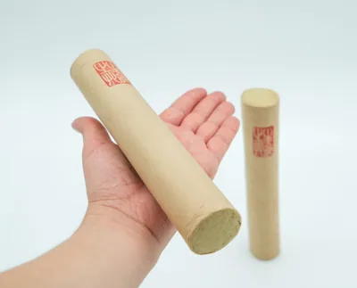Vue 3 de Bâton de moxa artisanal Ø 35×210 mm – armoise pure – x4
